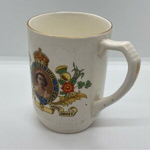 Vintage Queen Elizabeth II Coronation mug from 1953–imported from the UK